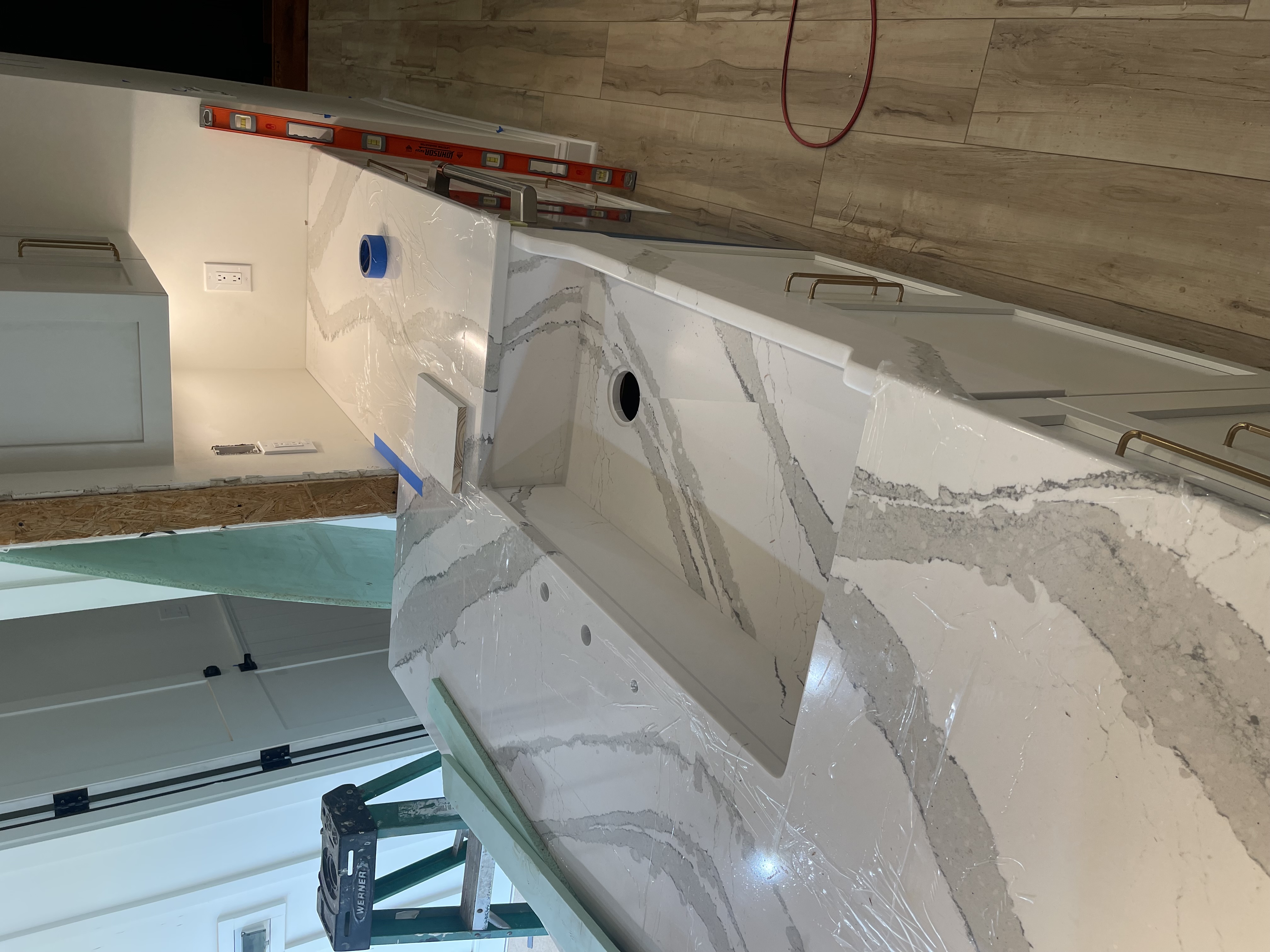 Image from Granite Details's gallery of previous granite, marble, porcelain, or other types of installation work they've completed.