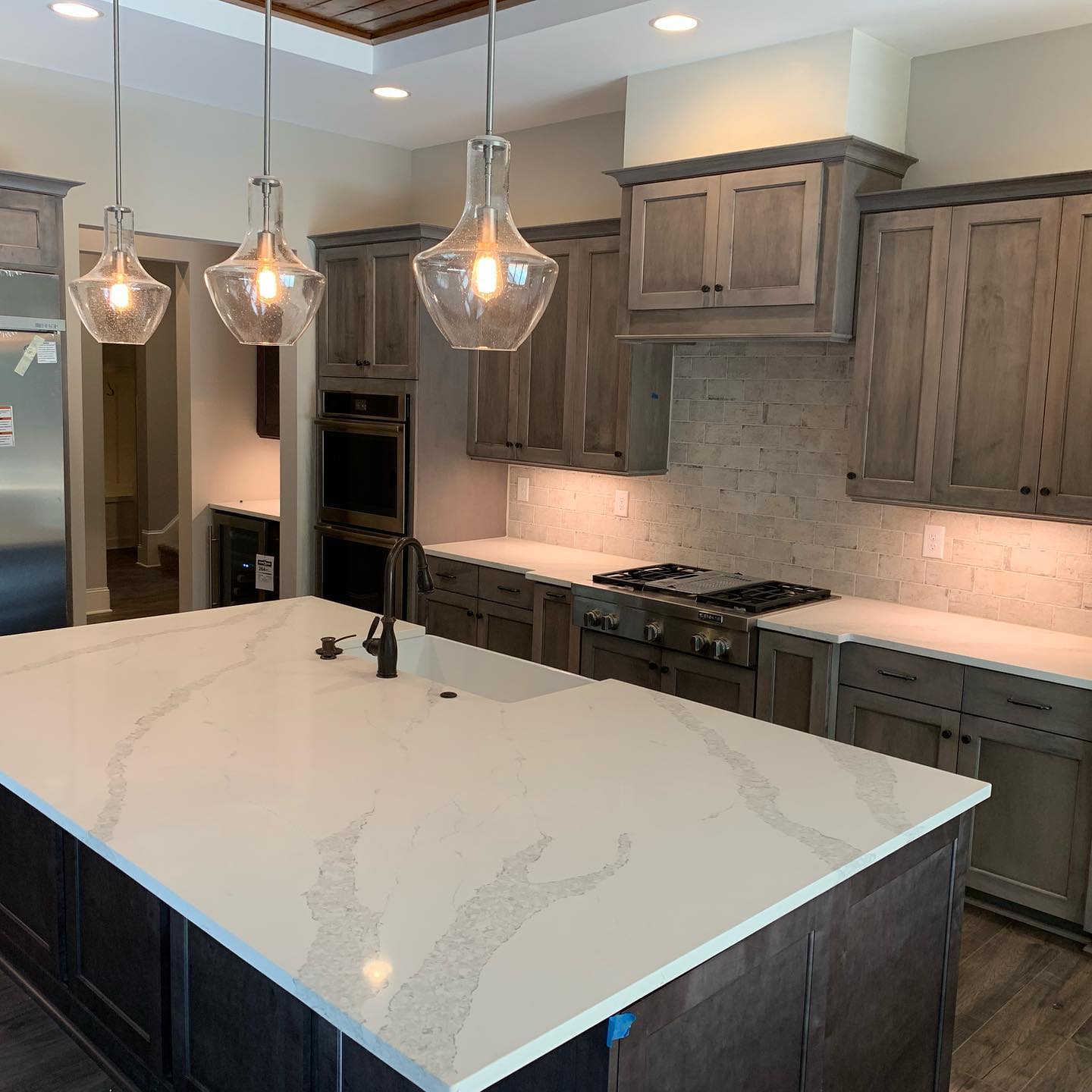 Image from Granite Details's gallery of previous granite, marble, porcelain, or other types of installation work they've completed.