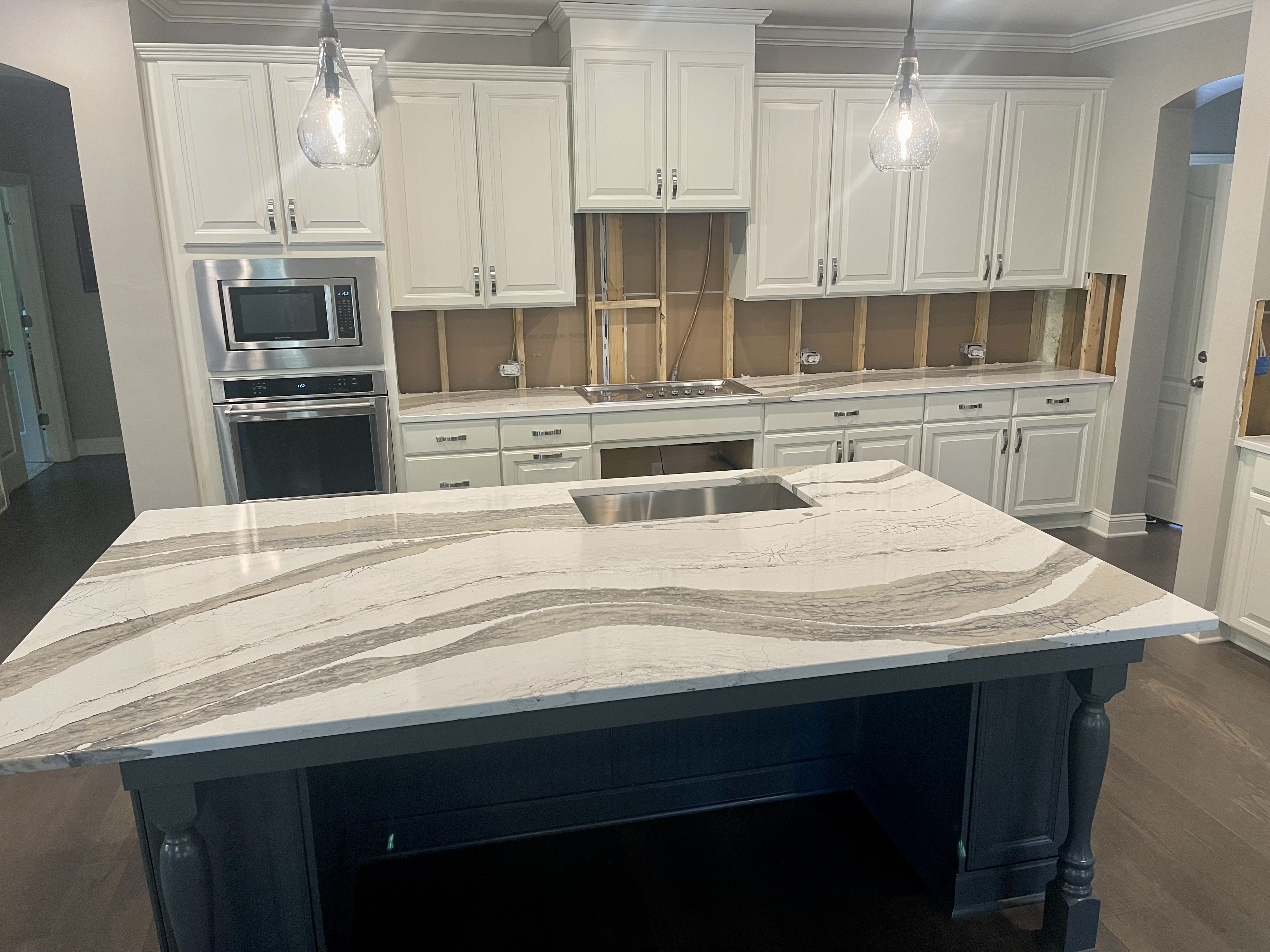 Image from Granite Details's gallery of previous granite, marble, porcelain, or other types of installation work they've completed.